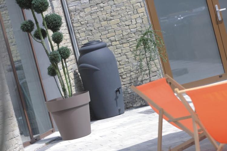 Zbiornik AQUACAN 210 l + przyłącza, podstawa