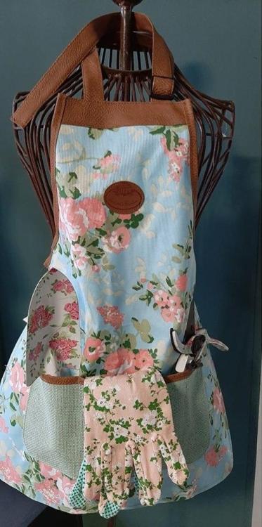 Fartuch ogrodniczy na narzędzia róże