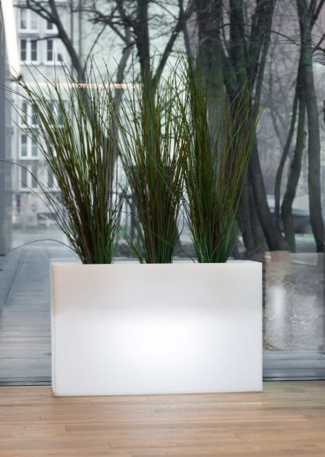 Dluga-podswietlana-donica-do-salonu-Monumo-Lungo-Maxi-Light.png