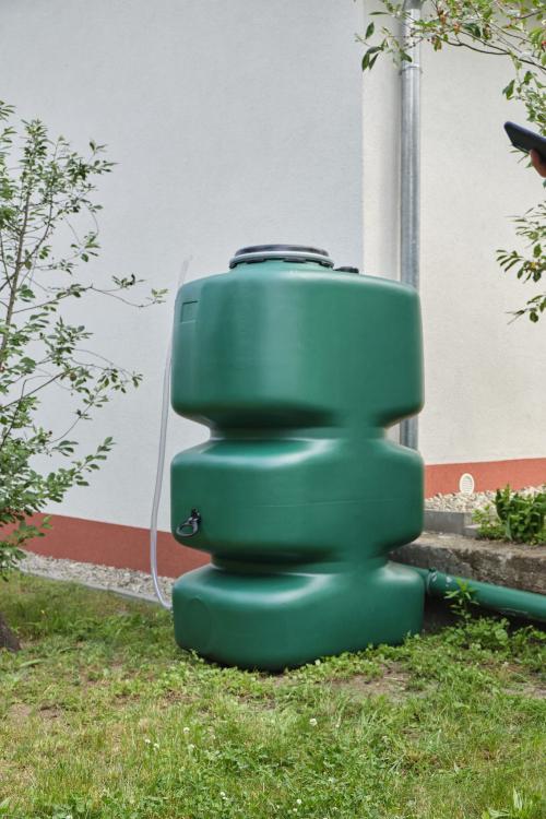Zbiornik na wodę deszczową GARDEN 1000L ze zbieraczem i wężykiem