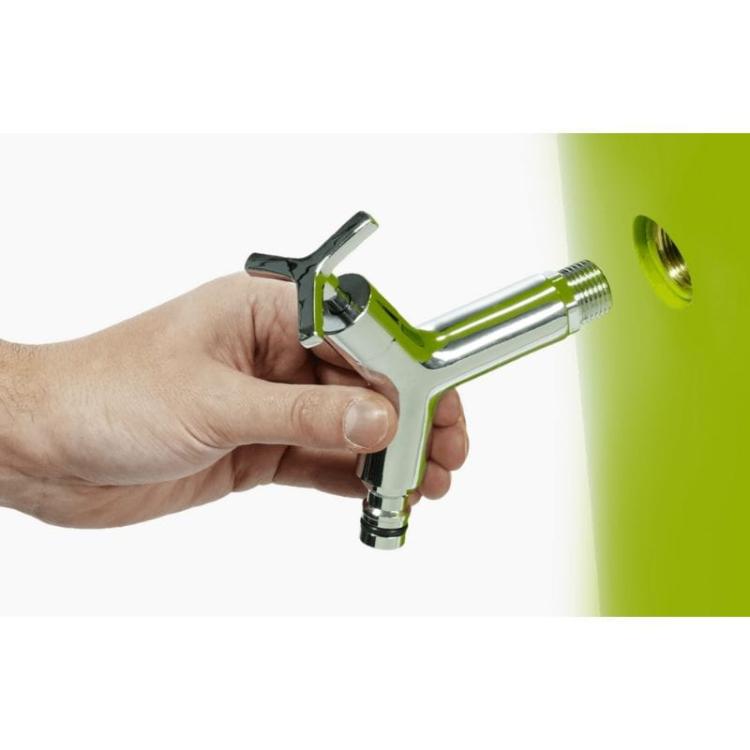 Chromowany-kran-do-zbiornika-na-deszczowke-MODERNTAP-zbiornik.jpg