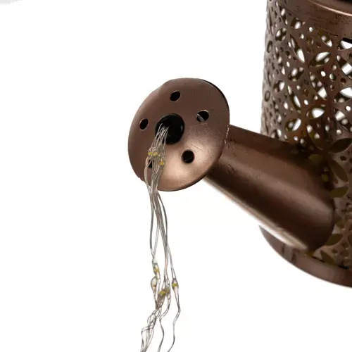 lampka ogrodowa w kształcie konewki