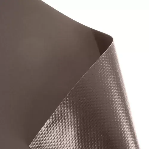 brązowa taśma ogrodzeniowa